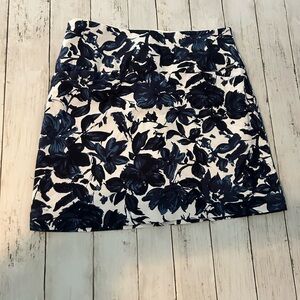 S.C. & CO. Ladies' Tummy Control Skort Large Floral